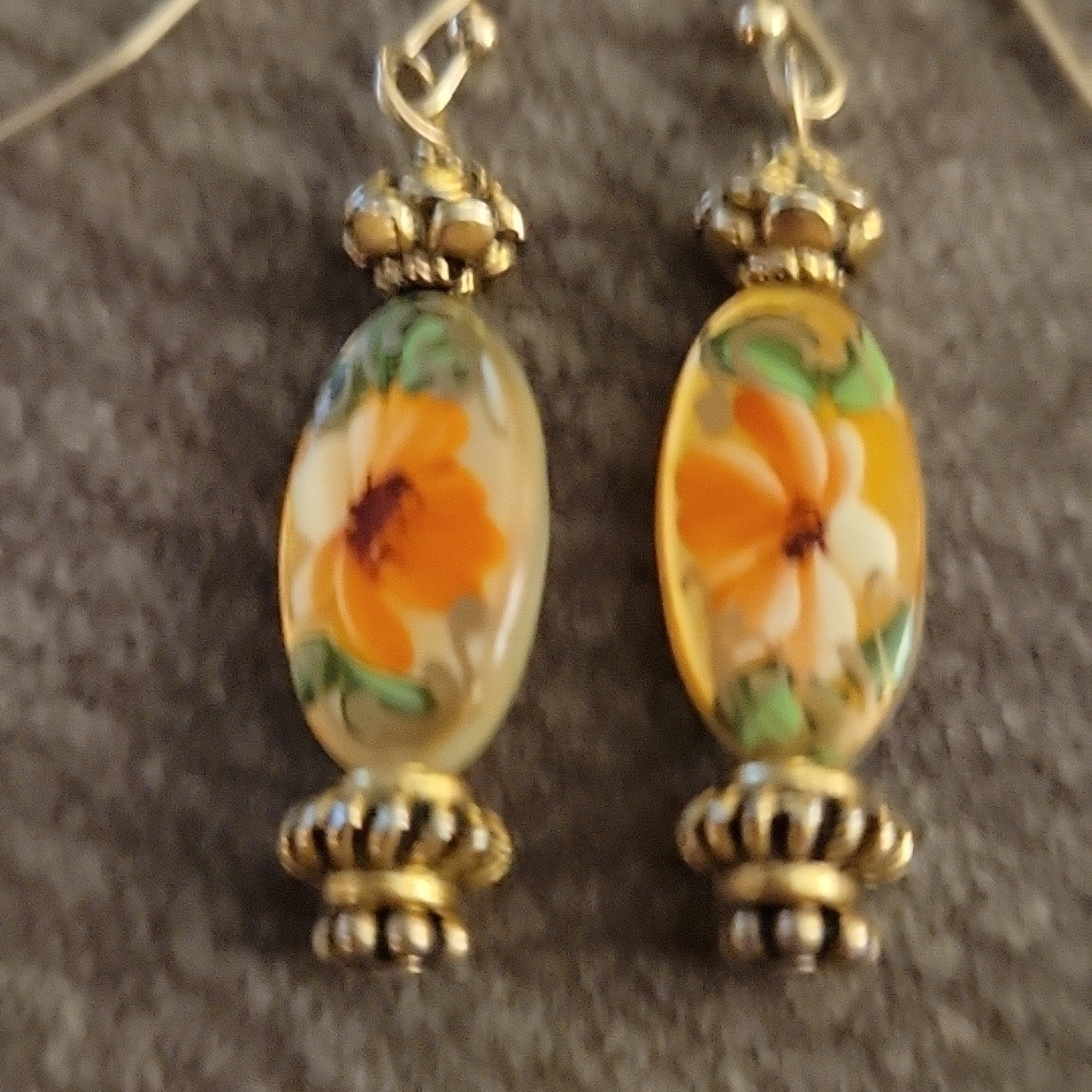 HANDMADE Romantic Handpainted Floral Beaded Dangle Hook Earrings - Picture 4 of 4
